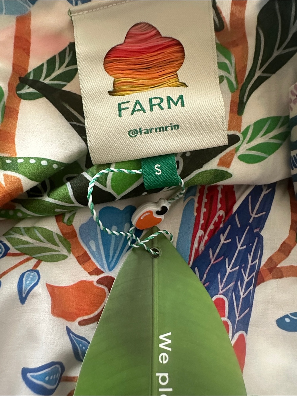 Farm Rio Romper Size Small Tropical Tile with Beaded Buckle! - Picture 7 of 11